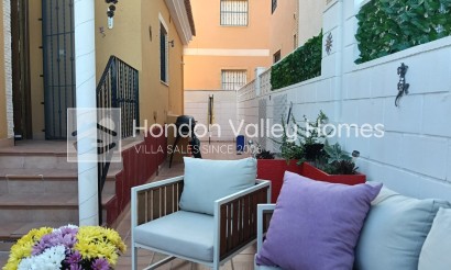 Reventa - House - Detached Villa (4) - Los Montesinos - La Herrada