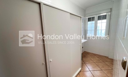 Reventa - Villa - Hondón de los Fráiles