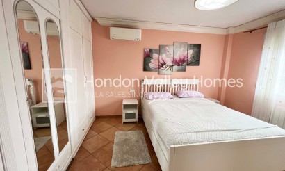 Reventa - Villa - Hondón de los Fráiles