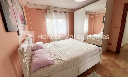 Reventa - Villa - Hondón de los Fráiles