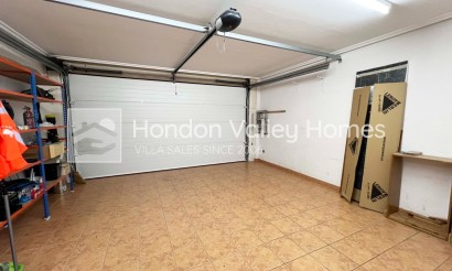 Reventa - Villa - Hondón de los Fráiles