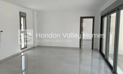 Obra Nueva / En Proyecto - Villa - Pinoso