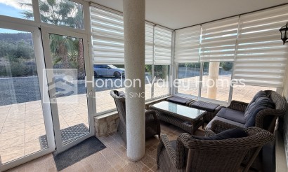 Revente - Villa - Detached - Hondón de las Nieves