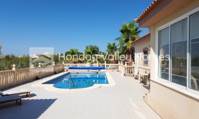 Resale - Villa - Macisvenda