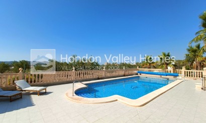 Resale - Villa - Macisvenda