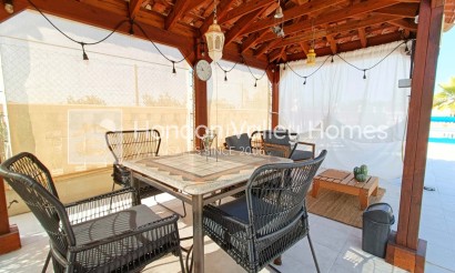 Resale - Villa - Macisvenda