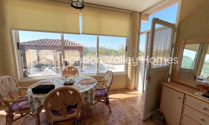 Resale - Villa - Macisvenda