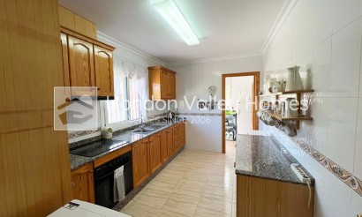 Resale - Villa - Macisvenda