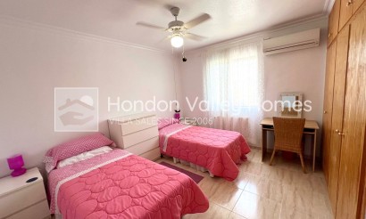 Resale - Villa - Macisvenda