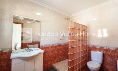 Resale - Villa - Macisvenda