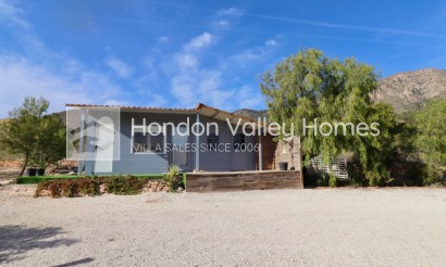 Resale - Villa - La Romana