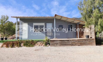 Resale - Villa - La Romana