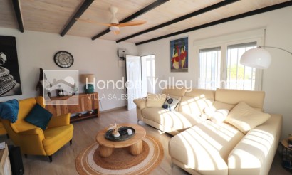 Resale - Villa - La Romana