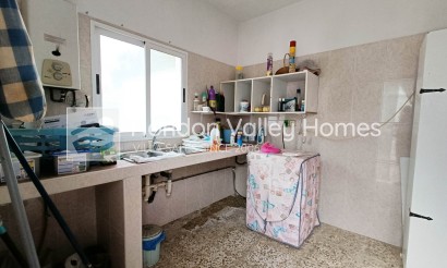Resale - Villa - Albatera