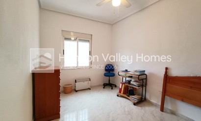 Resale - Villa - Albatera