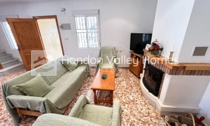 Reventa - Villa - Hondón de los Fráiles