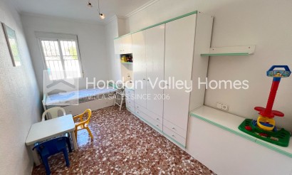 Reventa - Villa - Hondón de los Fráiles