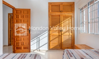 Revente - Detached Villa - Torrevieja - Urbanización San Luis