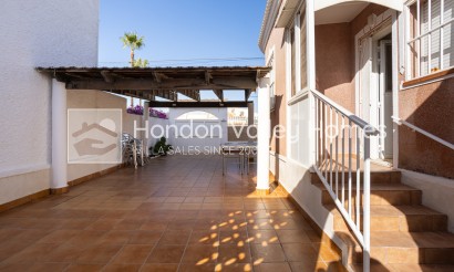 Revente - Detached Villa - Torrevieja - Urbanización San Luis