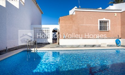 Revente - Detached Villa - Torrevieja - Urbanización San Luis