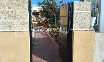 Revente - Apartment flat - Montesinos - La Herrada