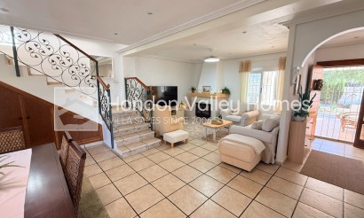 Resale - Villa - Hondón de los Fráiles