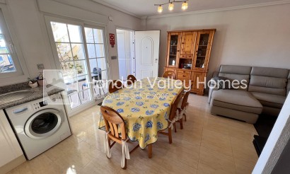 Resale - Apartment flat - Guardamar del Segura - EL RASO