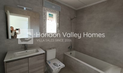 Obra Nueva / En Proyecto - Villa - Pinoso