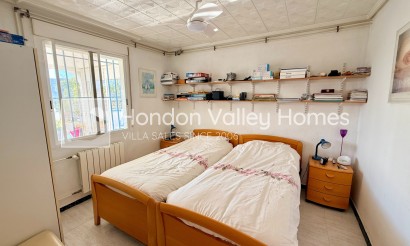 Resale - Villa - Hondón de las Nieves