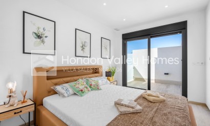 Resale - Villa - Los Alcazares