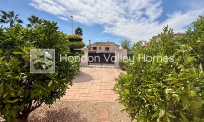 Herverkoop - Villa - Hondón de las Nieves