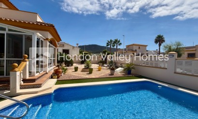 Herverkoop - Villa - Hondón de las Nieves