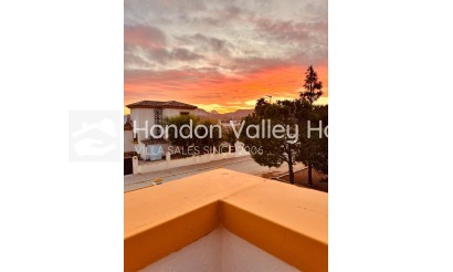 Herverkoop - Villa - Hondón de las Nieves