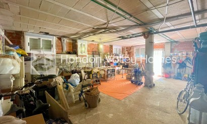 Resale - Villa - Hondón de las Nieves