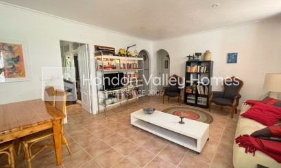 Resale - Villa - Hondón de las Nieves