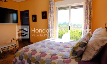 Rynek wtórny - Finca Country Property - Orihuela