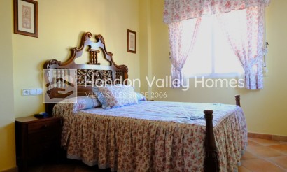 Rynek wtórny - Finca Country Property - Orihuela