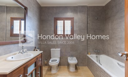 Revente - Detached Villa - Montesinos - La Herrada