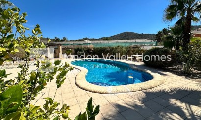 Resale - Villa - HONDON DE LAS NIEVES - La Montanosa