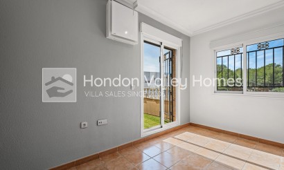 Wiederverkauf - Villa - Orihuela Costa - Castillo de Don Juan