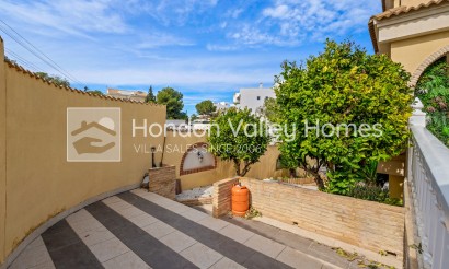 Wiederverkauf - Villa - Orihuela Costa - Castillo de Don Juan