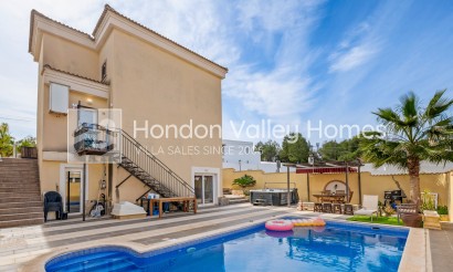 Wiederverkauf - Villa - Orihuela Costa - Castillo de Don Juan