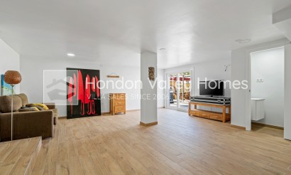 Wiederverkauf - Villa - Orihuela Costa - Castillo de Don Juan