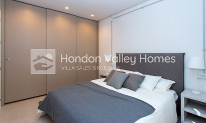 Obra Nueva / En Proyecto - Villa - Hondón de las Nieves