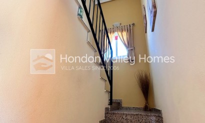 Resale - Villa - HONDON DE LAS NIEVES - La Montanosa