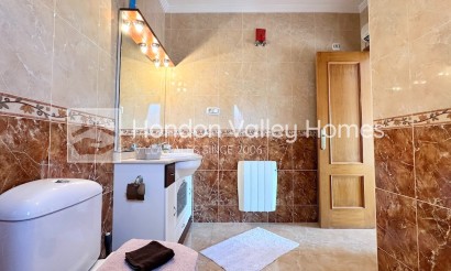 Resale - Villa - HONDON DE LAS NIEVES - La Montanosa