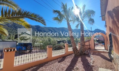 Resale - 5. Finca / Country Property - La Romana