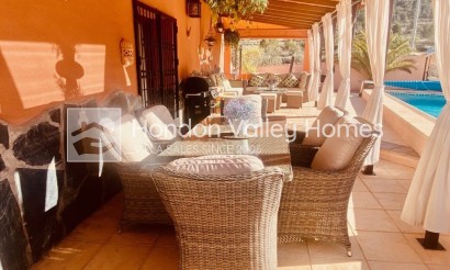 Resale - 5. Finca / Country Property - La Romana