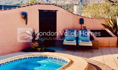 Resale - 5. Finca / Country Property - La Romana