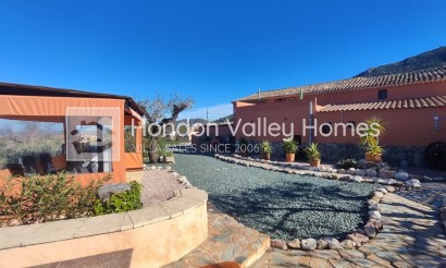 Resale - 5. Finca / Country Property - La Romana